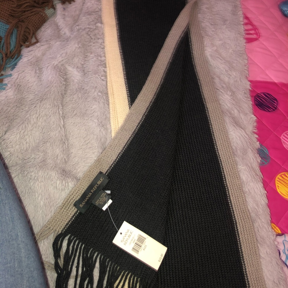 Banana republic scarf